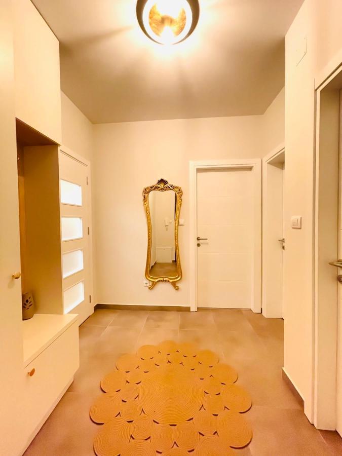 Ferienwohnung Stan Na Dan "Apartman Purple" Banja Luka Exterior foto