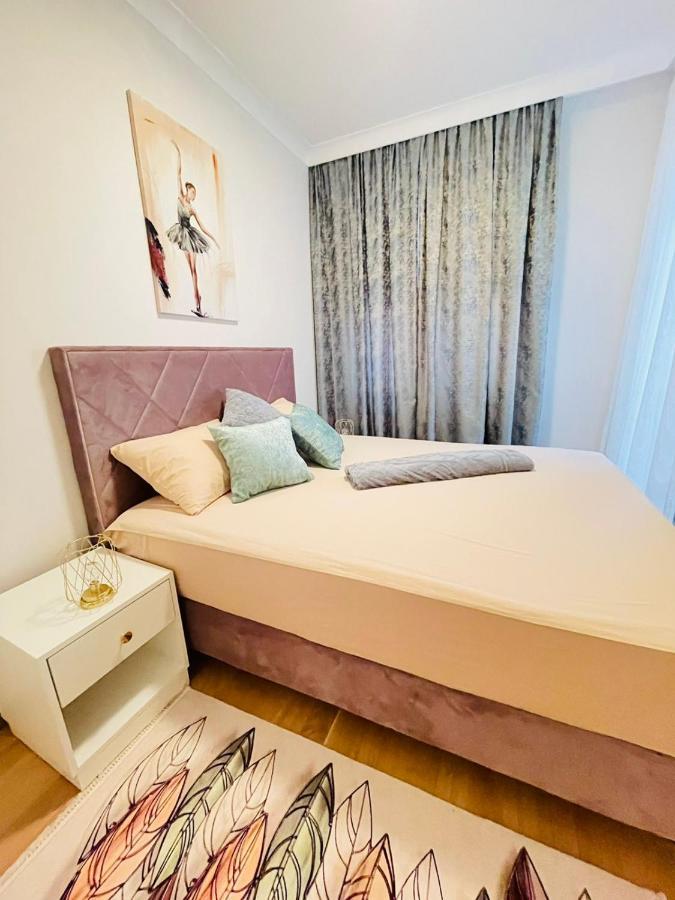 Ferienwohnung Stan Na Dan "Apartman Purple" Banja Luka Exterior foto