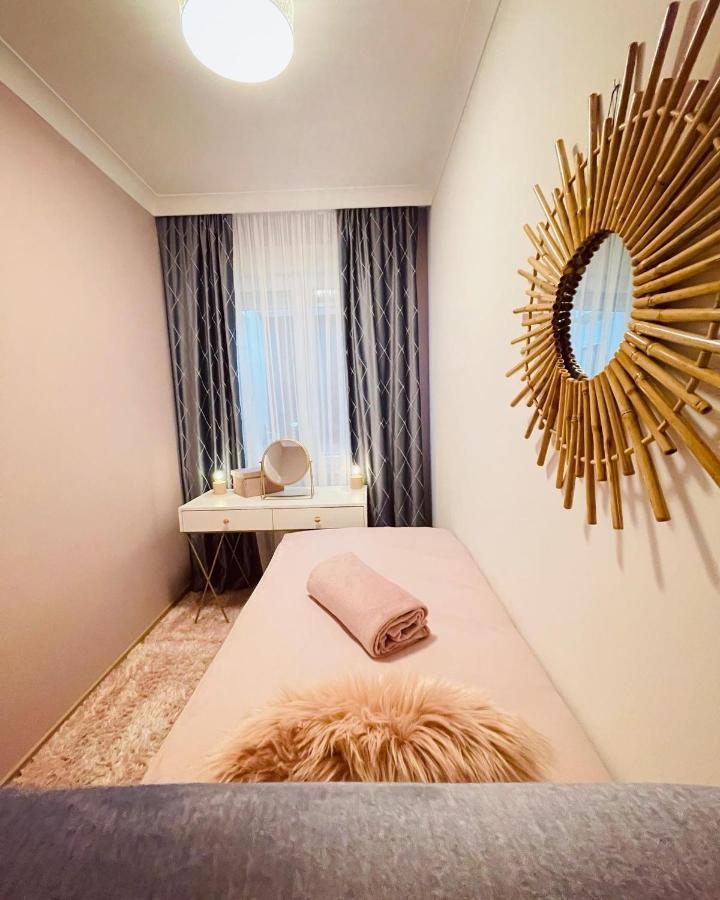 Ferienwohnung Stan Na Dan "Apartman Purple" Banja Luka Exterior foto