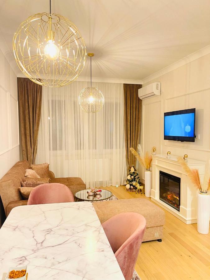 Ferienwohnung Stan Na Dan "Apartman Purple" Banja Luka Exterior foto